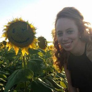 Meet your Posher, Stephanie